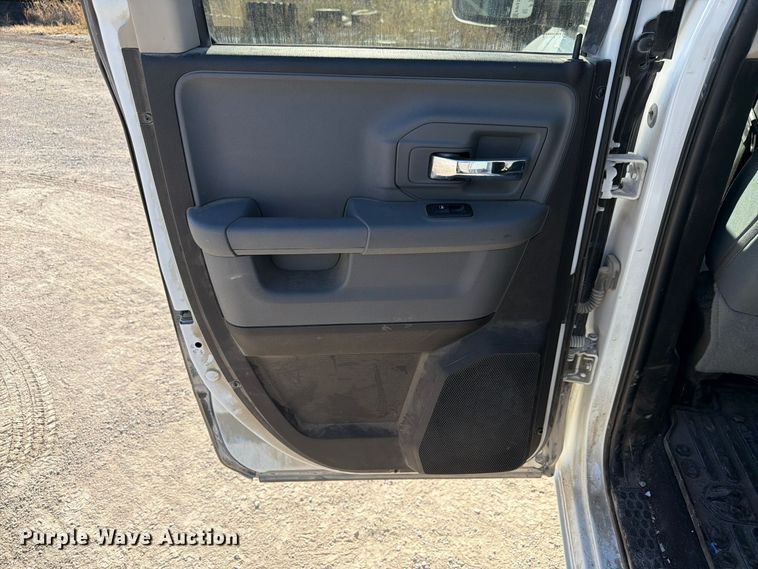 image for item FP3161 2019 RAM 1500 Classic Crew Cab pickup truck