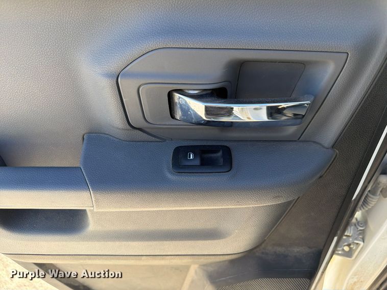 image for item FP3161 2019 RAM 1500 Classic Crew Cab pickup truck