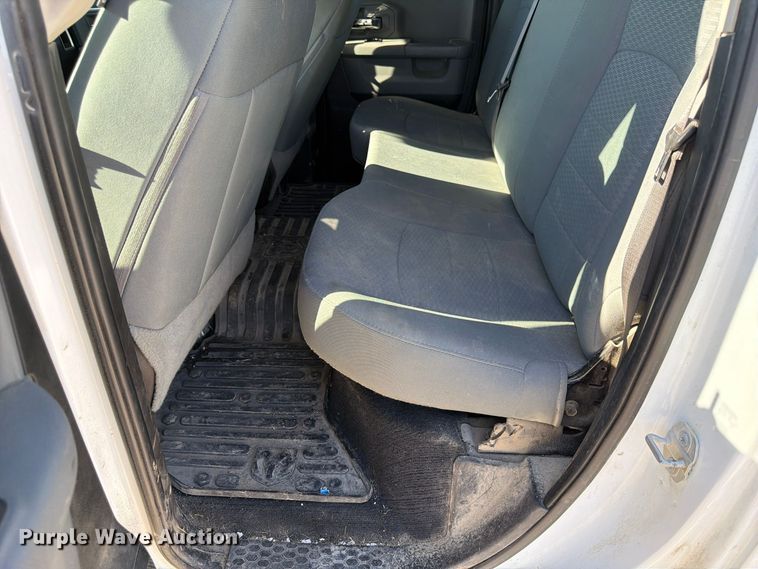 image for item FP3161 2019 RAM 1500 Classic Crew Cab pickup truck