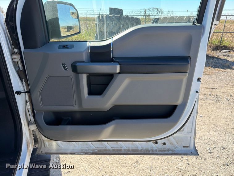 image for item FP3163 2018 Ford F150 Crew Cab pickup truck
