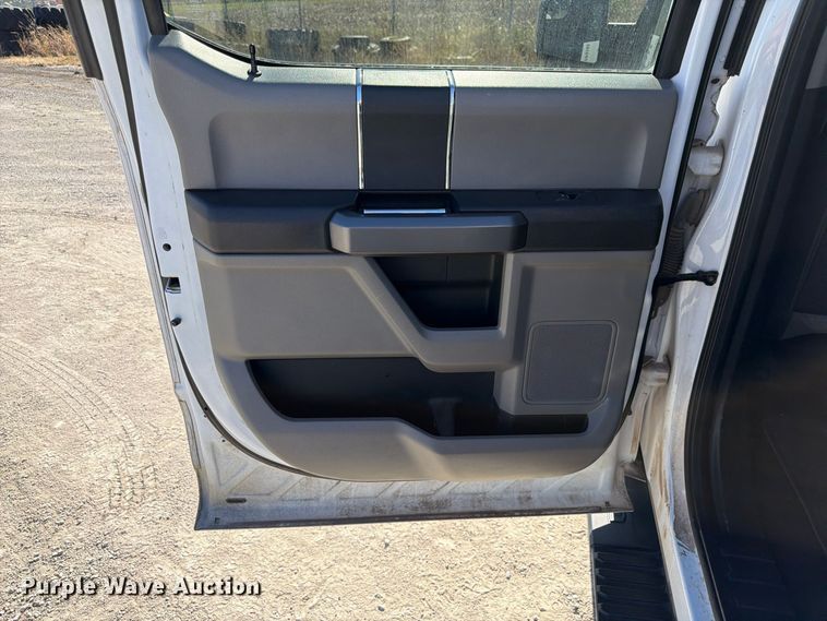 image for item FP3163 2018 Ford F150 Crew Cab pickup truck