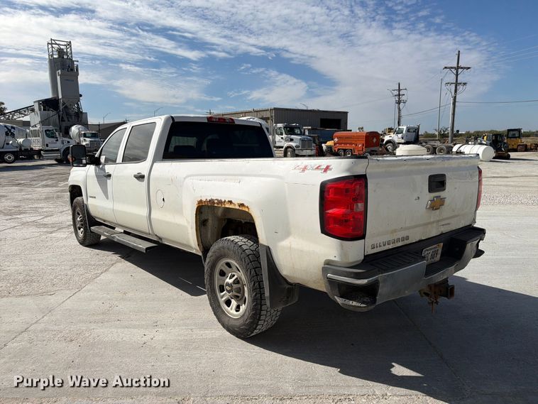 image for item FP3164 2015 Chevrolet Silverado 3500HD Crew Cab pickup truck