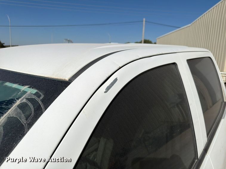 image for item FP3164 2015 Chevrolet Silverado 3500HD Crew Cab pickup truck