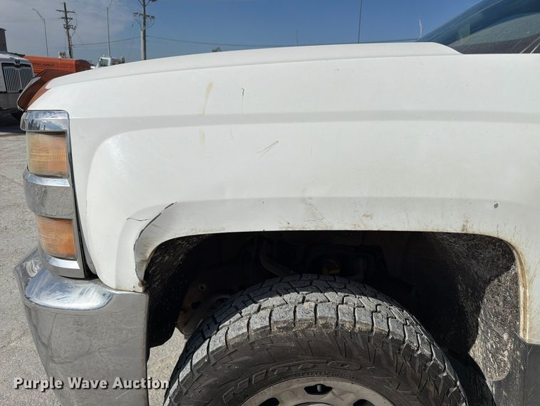 image for item FP3164 2015 Chevrolet Silverado 3500HD Crew Cab pickup truck