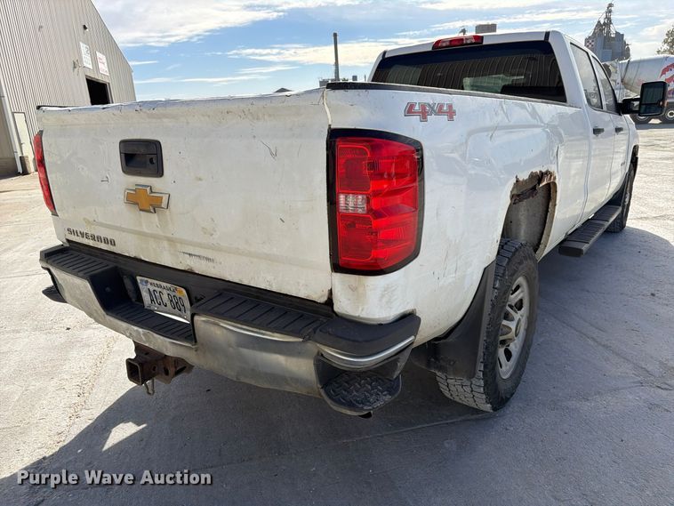 image for item FP3164 2015 Chevrolet Silverado 3500HD Crew Cab pickup truck