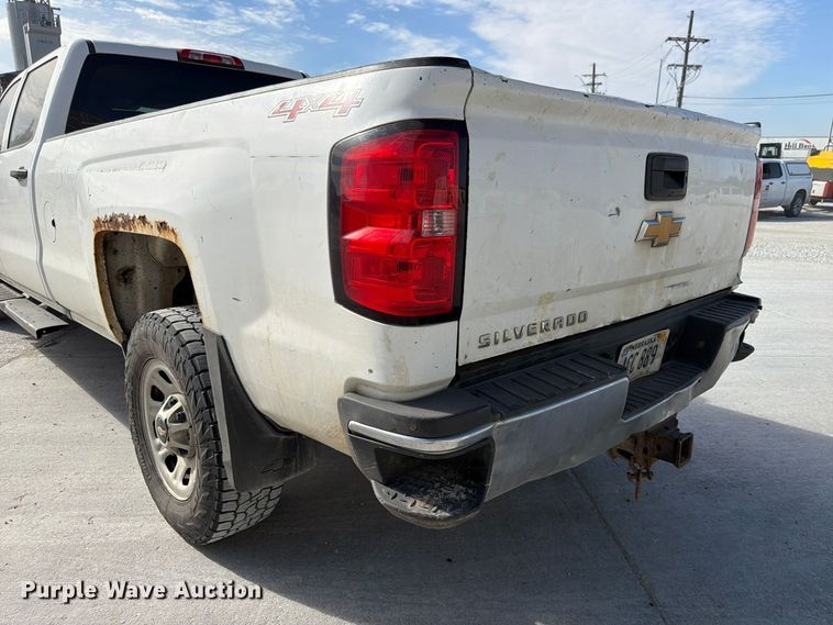 image for item FP3164 2015 Chevrolet Silverado 3500HD Crew Cab pickup truck