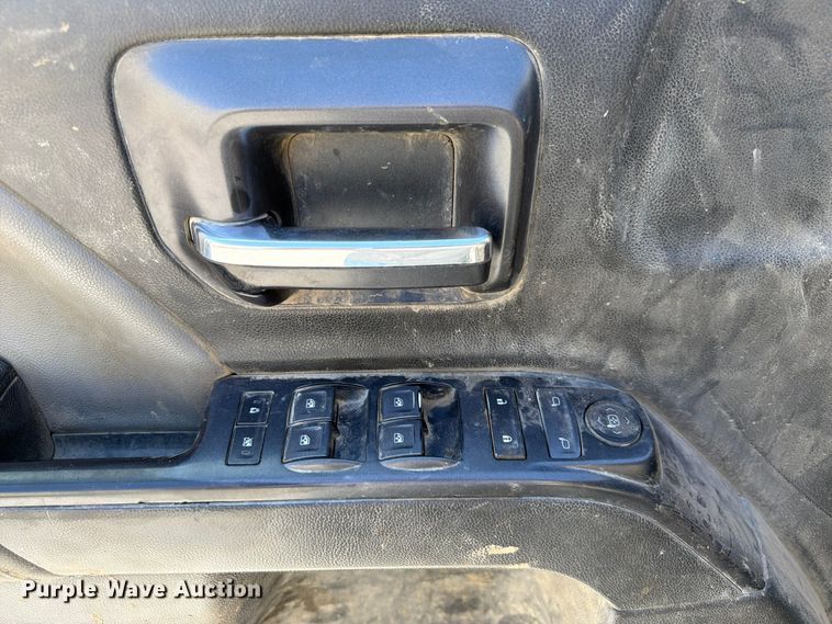image for item FP3164 2015 Chevrolet Silverado 3500HD Crew Cab pickup truck