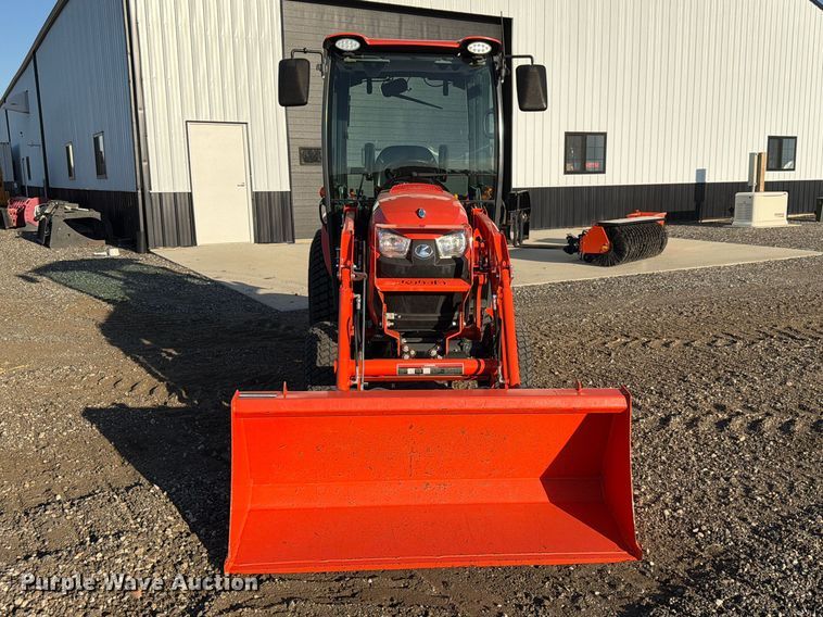 image for item FP3190 2021 Kubota LX3310 MFWD tractor