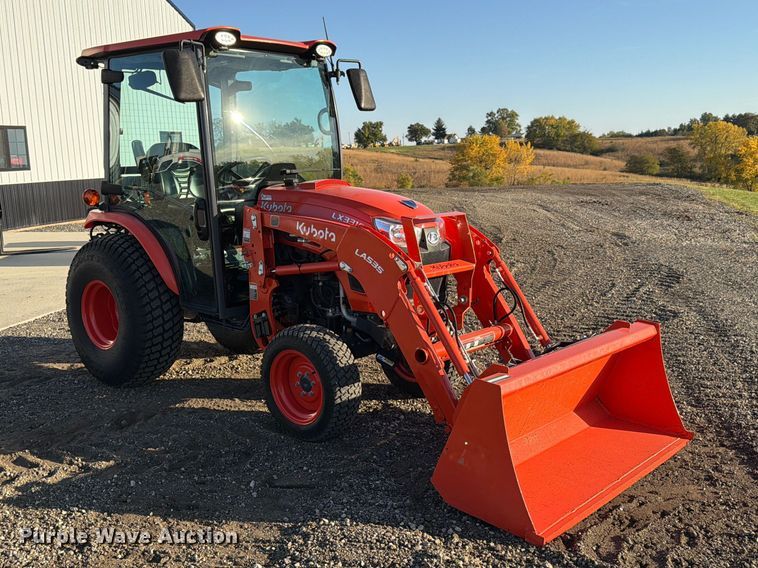 image for item FP3190 2021 Kubota LX3310 MFWD tractor