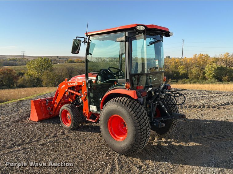 image for item FP3190 2021 Kubota LX3310 MFWD tractor