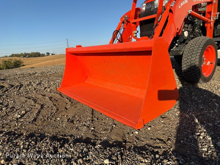 image for item FP3190 2021 Kubota LX3310 MFWD tractor