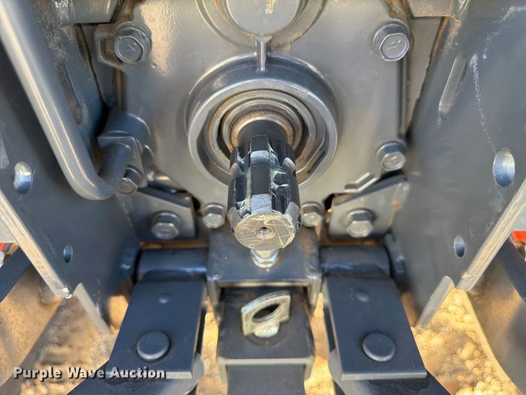 image for item FP3190 2021 Kubota LX3310 MFWD tractor