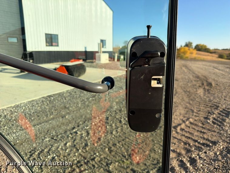 image for item FP3190 2021 Kubota LX3310 MFWD tractor