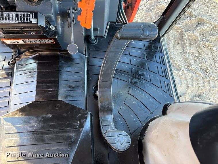 image for item FP3190 2021 Kubota LX3310 MFWD tractor