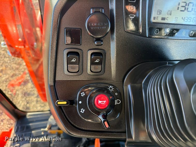 image for item FP3190 2021 Kubota LX3310 MFWD tractor