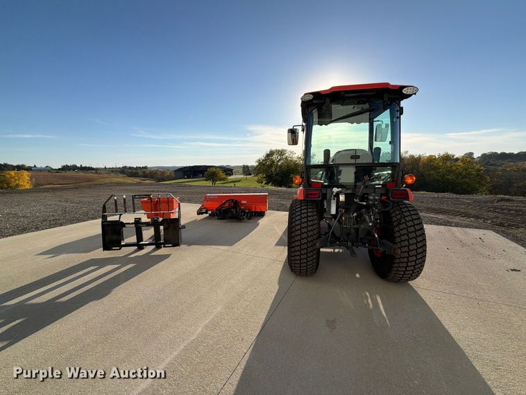 image for item FP3190 2021 Kubota LX3310 MFWD tractor