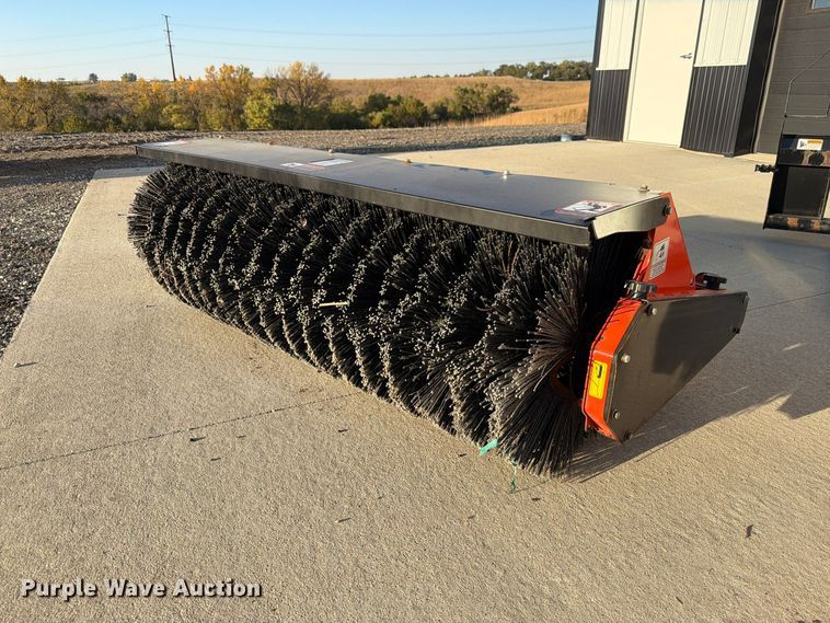 image for item FP3190 2021 Kubota LX3310 MFWD tractor