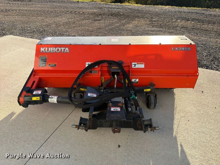 image for item FP3190 2021 Kubota LX3310 MFWD tractor