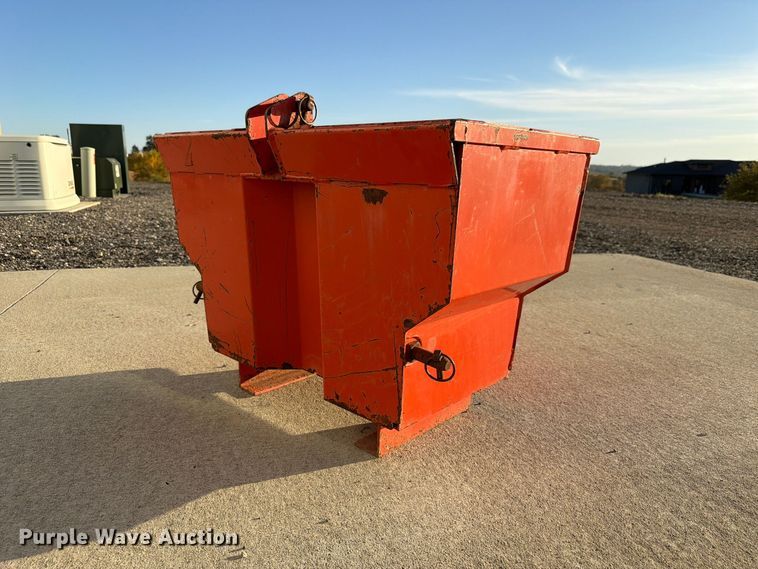 image for item FP3190 2021 Kubota LX3310 MFWD tractor