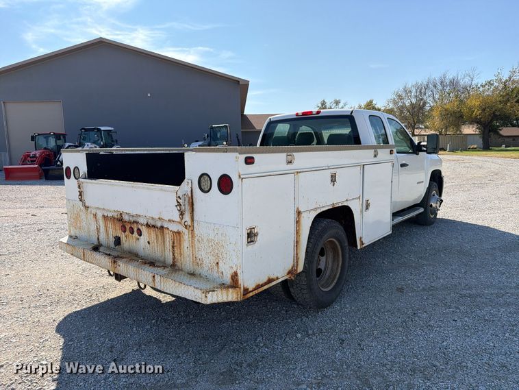 image for item FP3193 2013 Chevrolet Silverado 3500HD Ext. Cab utility bed pickup truck
