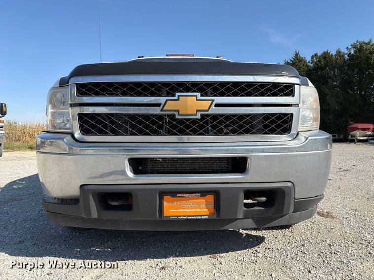 image for item FP3193 2013 Chevrolet Silverado 3500HD Ext. Cab utility bed pickup truck