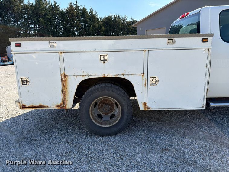 image for item FP3193 2013 Chevrolet Silverado 3500HD Ext. Cab utility bed pickup truck