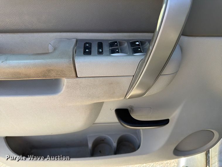 image for item FP3193 2013 Chevrolet Silverado 3500HD Ext. Cab utility bed pickup truck