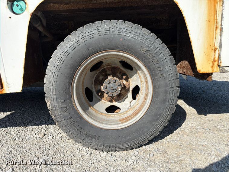 image for item FP3193 2013 Chevrolet Silverado 3500HD Ext. Cab utility bed pickup truck