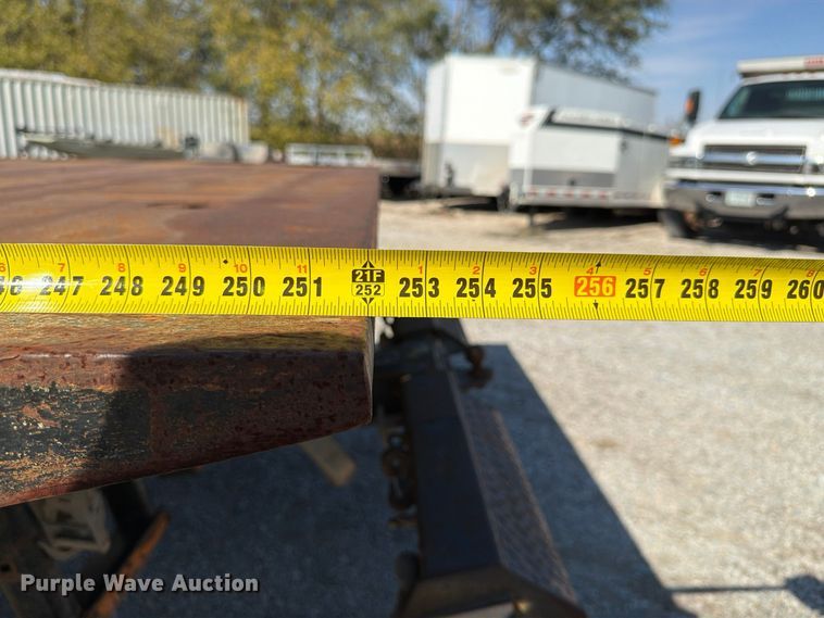 image for item FP3194 2006 GMC C5500 rollback truck