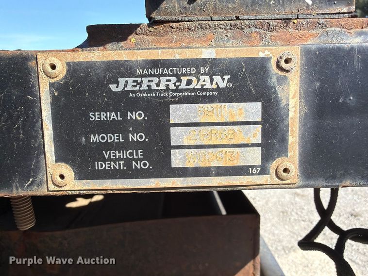 image for item FP3194 2006 GMC C5500 rollback truck