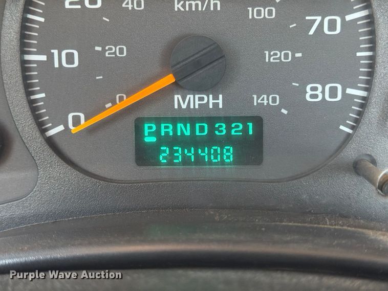 image for item FP3194 2006 GMC C5500 rollback truck