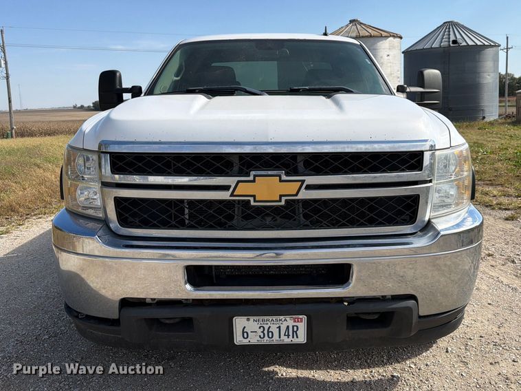 image for item FP3195 2013 Chevrolet Silverado 2500HD Ext. Cab pickup truck