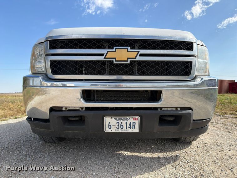 image for item FP3195 2013 Chevrolet Silverado 2500HD Ext. Cab pickup truck