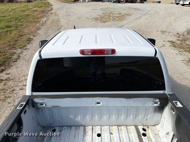 image for item FP3195 2013 Chevrolet Silverado 2500HD Ext. Cab pickup truck