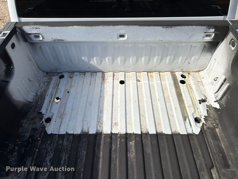 image for item FP3195 2013 Chevrolet Silverado 2500HD Ext. Cab pickup truck
