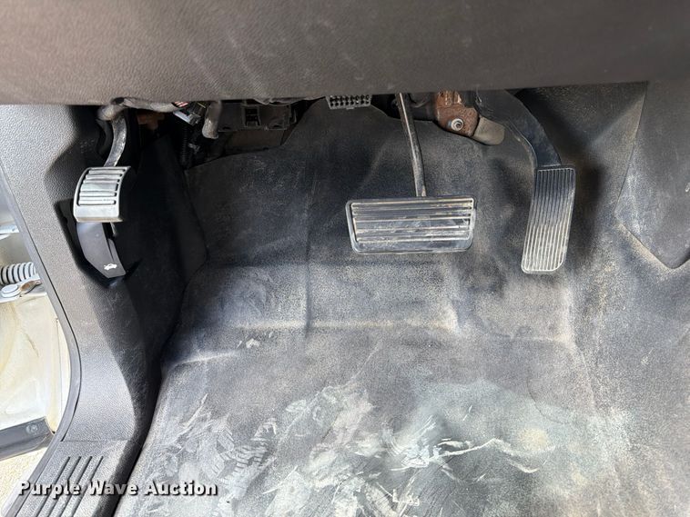 image for item FP3195 2013 Chevrolet Silverado 2500HD Ext. Cab pickup truck