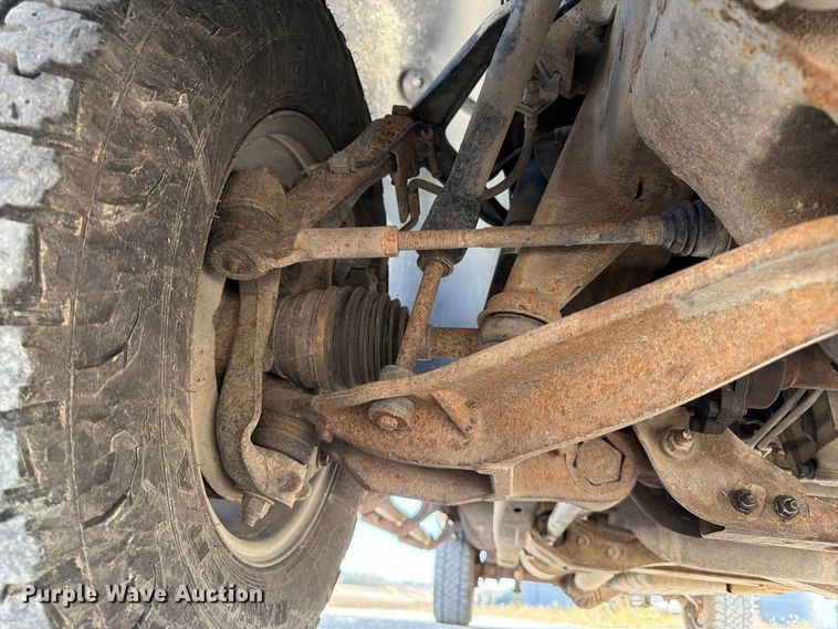image for item FP3195 2013 Chevrolet Silverado 2500HD Ext. Cab pickup truck