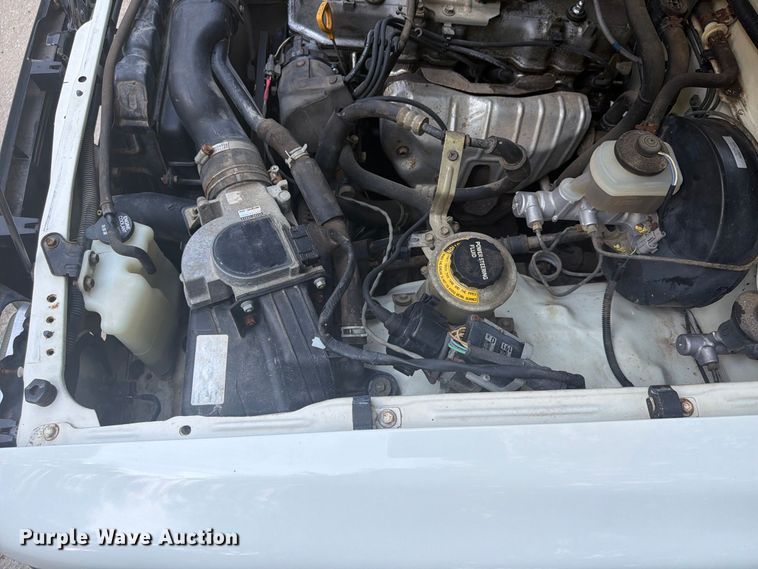 image for item FP4075 1992 Toyota Tacoma pickup truck