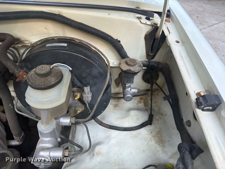 image for item FP4075 1992 Toyota Tacoma pickup truck