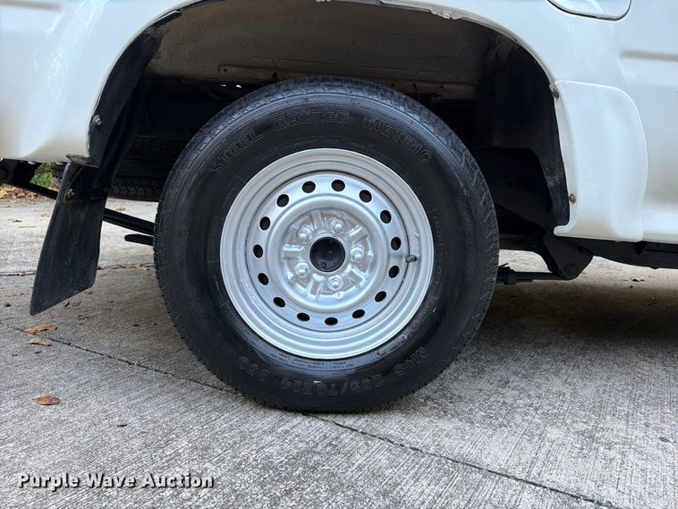 image for item FP4075 1992 Toyota Tacoma pickup truck