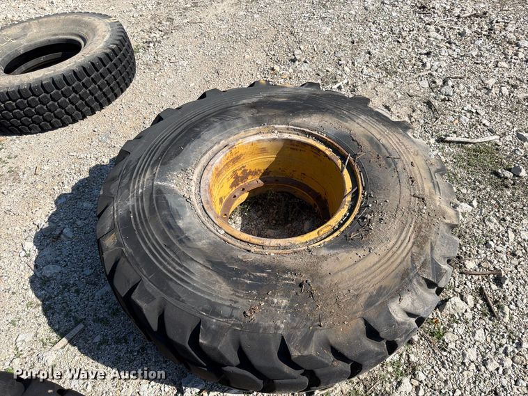 image for item FP4086 (7) tires and wheels