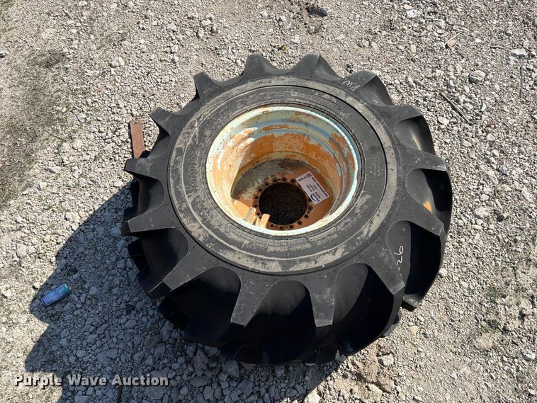 image for item FP4086 (7) tires and wheels