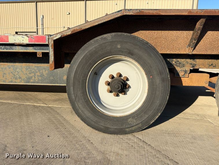 image for item FP4096 2015 H & H Trailers equipment trailer