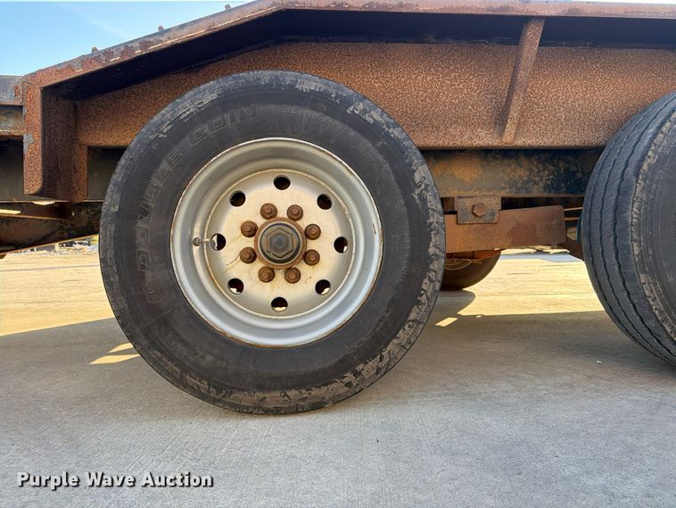 image for item FP4096 2015 H & H Trailers equipment trailer