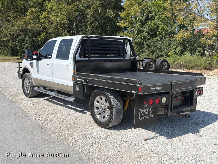 image for item FT6353 2010 Ford F250 Super Duty Crew Cab bale bed pickup truck