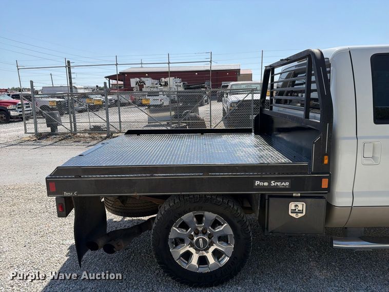image for item FT6353 2010 Ford F250 Super Duty Crew Cab bale bed pickup truck