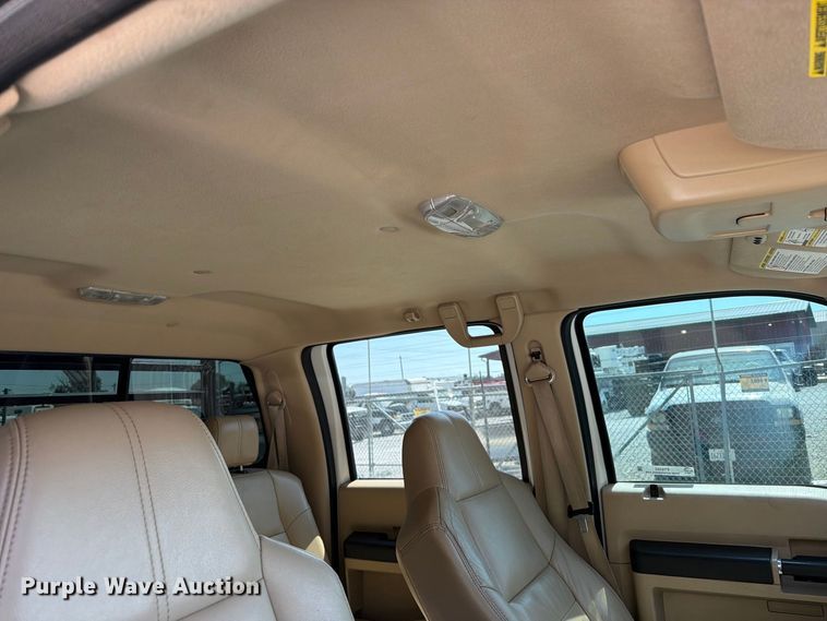 image for item FT6353 2010 Ford F250 Super Duty Crew Cab bale bed pickup truck