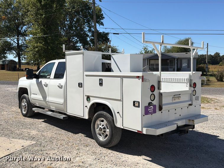 image for item FT6446 2017 Chevrolet Silverado 2500HD Crew Cab utility bed pickup truck