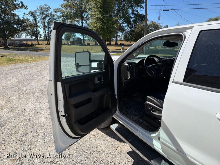 image for item FT6446 2017 Chevrolet Silverado 2500HD Crew Cab utility bed pickup truck