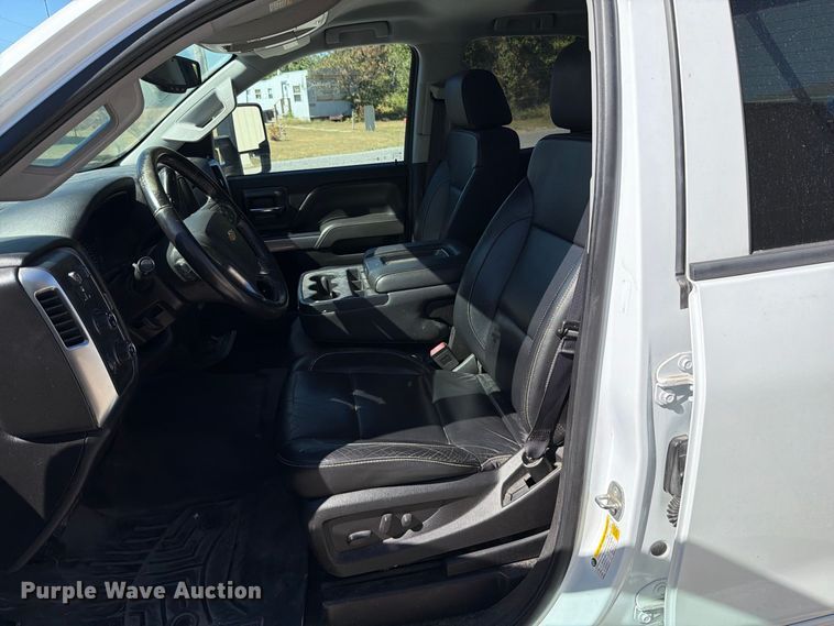 image for item FT6446 2017 Chevrolet Silverado 2500HD Crew Cab utility bed pickup truck